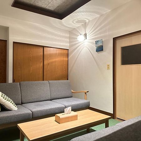 ファミリー仲良しグループ向け貸切宿ともだちハウス Chichibu Buitenkant foto