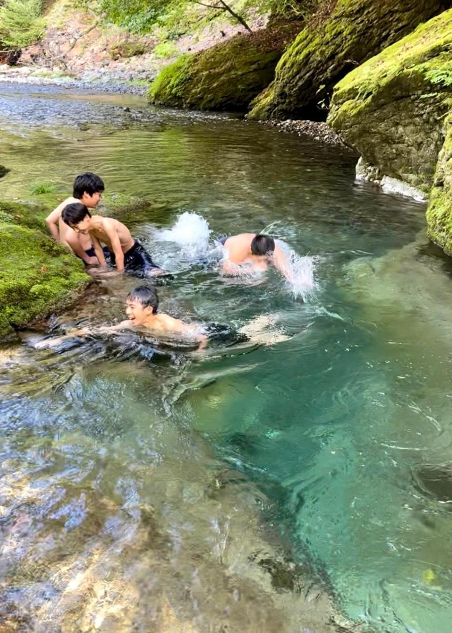 ファミリー仲良しグループ向け貸切宿ともだちハウス Chichibu Buitenkant foto