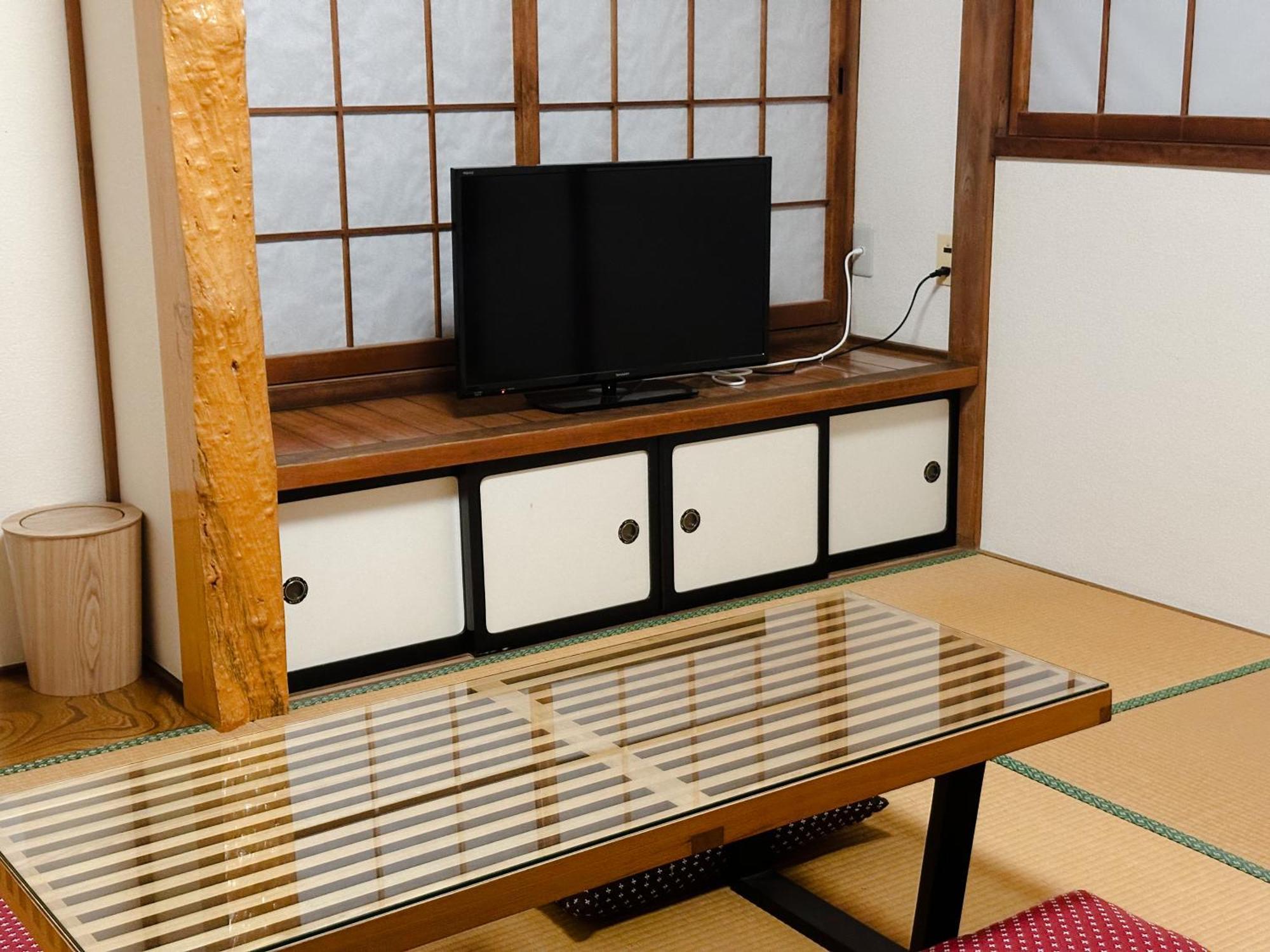 ファミリー仲良しグループ向け貸切宿ともだちハウス Chichibu Buitenkant foto