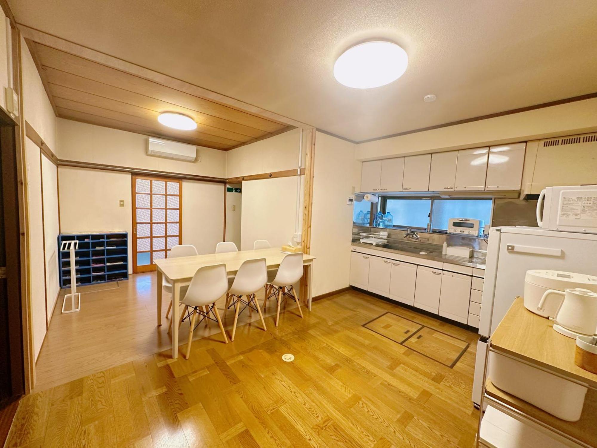 ファミリー仲良しグループ向け貸切宿ともだちハウス Chichibu Buitenkant foto