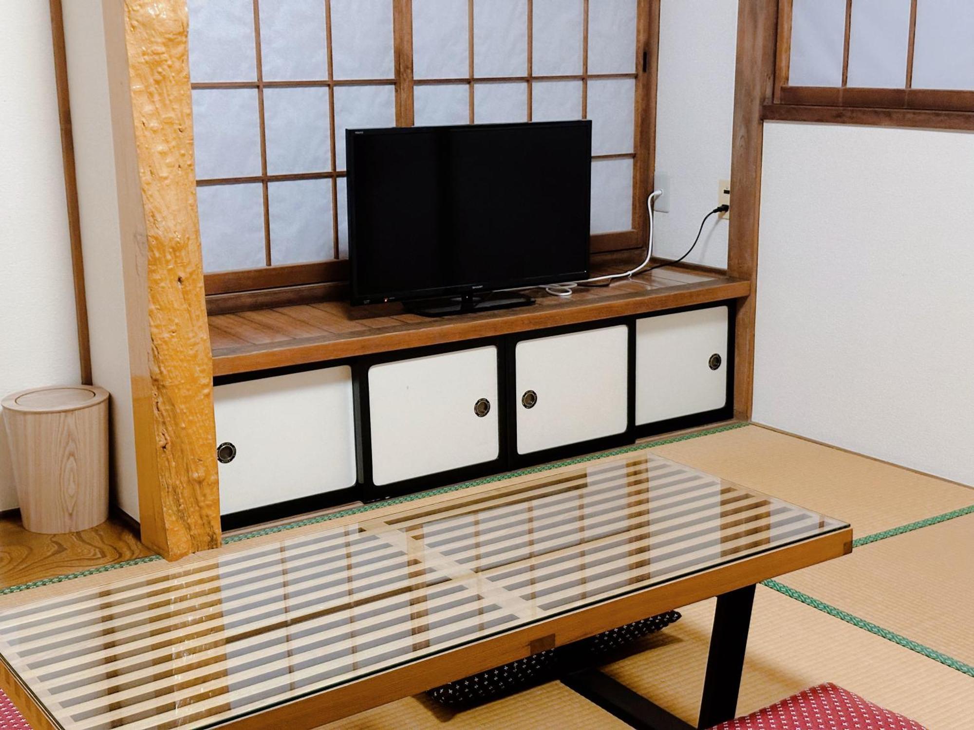 ファミリー仲良しグループ向け貸切宿ともだちハウス Chichibu Buitenkant foto